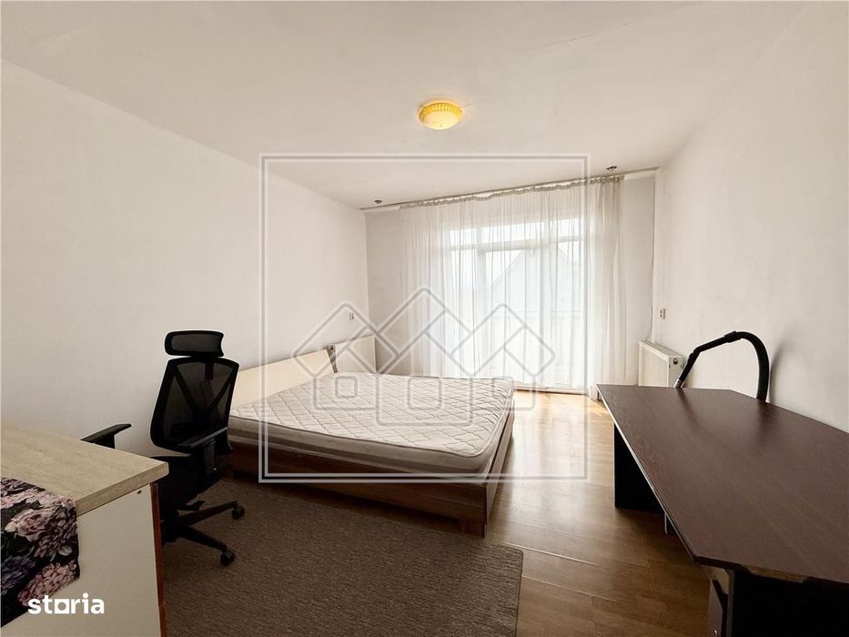 Apartament cu 4 camere, la casa, cu curte - Calea Tunisorului, Sibiu