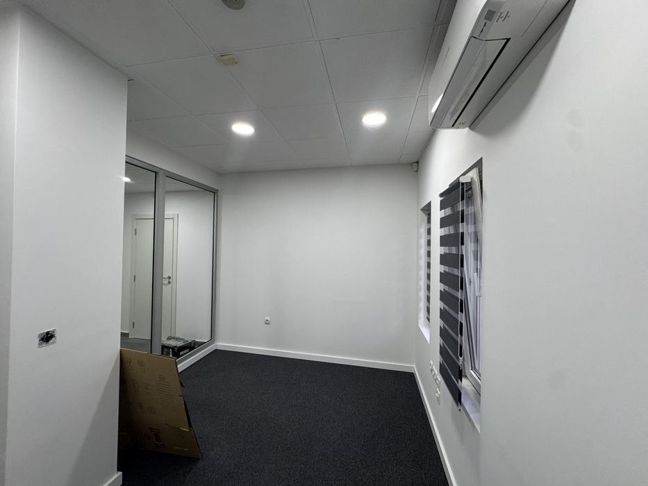 Дава се под наем Офис в Перник, Рено - 15 кв.м за 229.5 € - Снимка #1