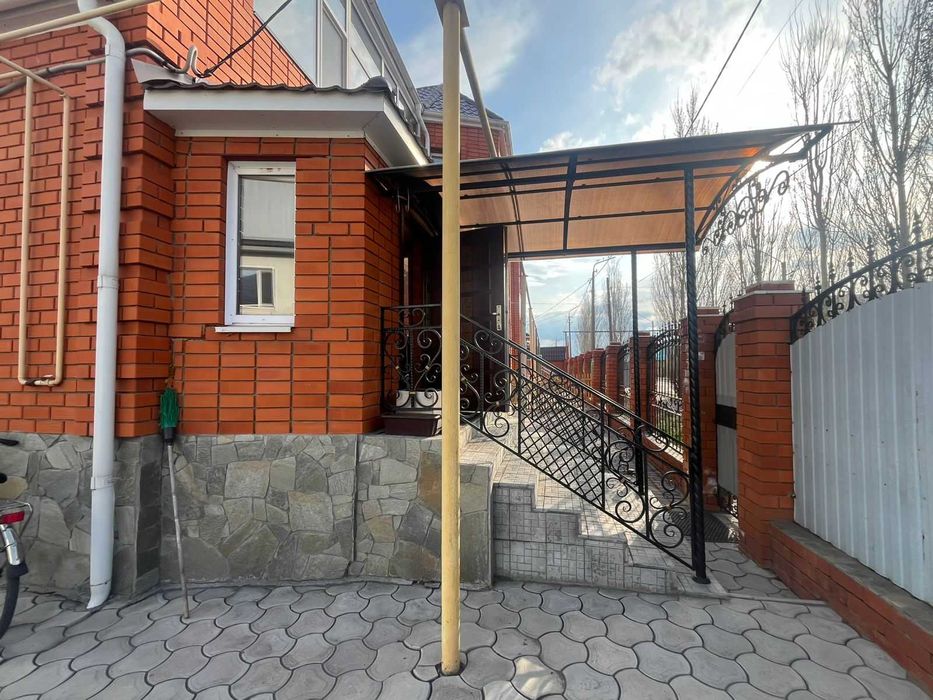 Продается шикарный коттедж