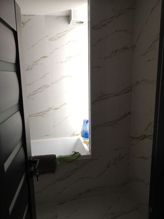 Vand apartament 3 camere 70 mp