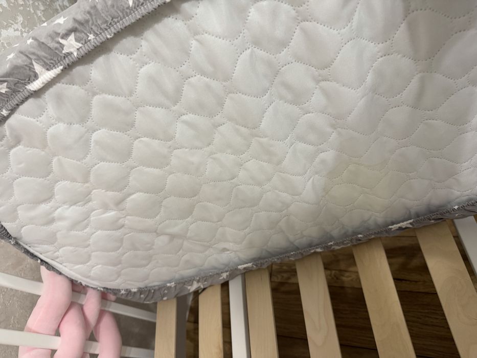 Кроватка tomix с матрасом