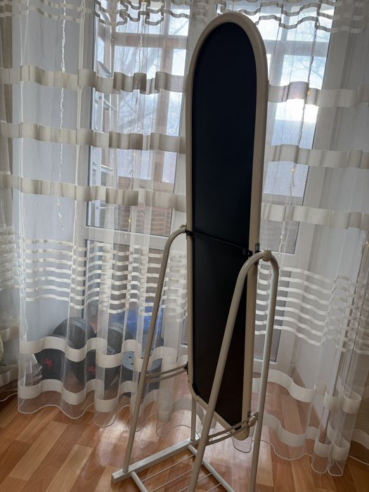 Зеркало напольное