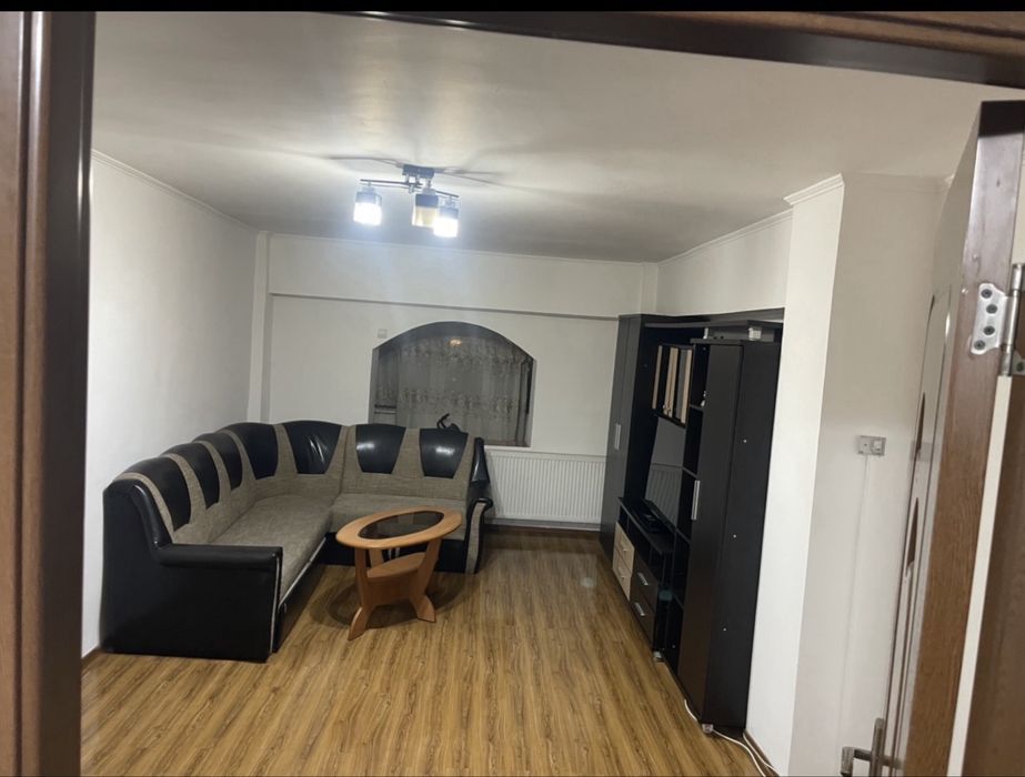 Inchiriez apartament 2 camere