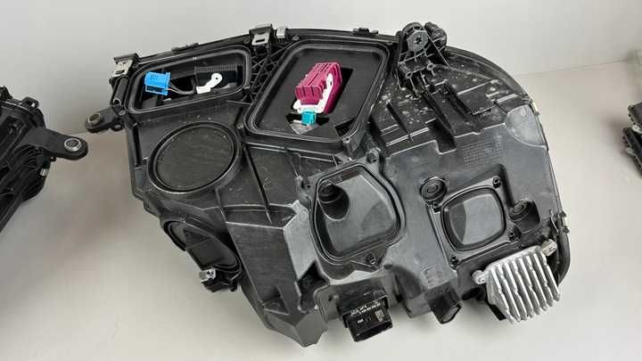 Оригинални фарове Mercedes S-class 223 W223 Full Led Digital