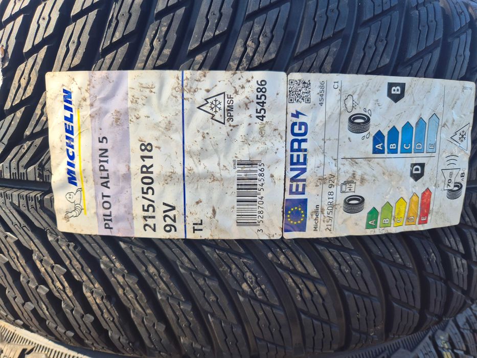 2 Anvelope de IARNA - 215/50/18 - Michelin - NOI - DOT 2021 !
