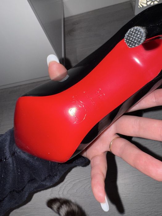 Pantofi Christian Louboutin