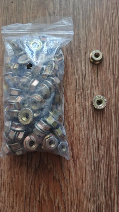 Продам разные элементы крепежа