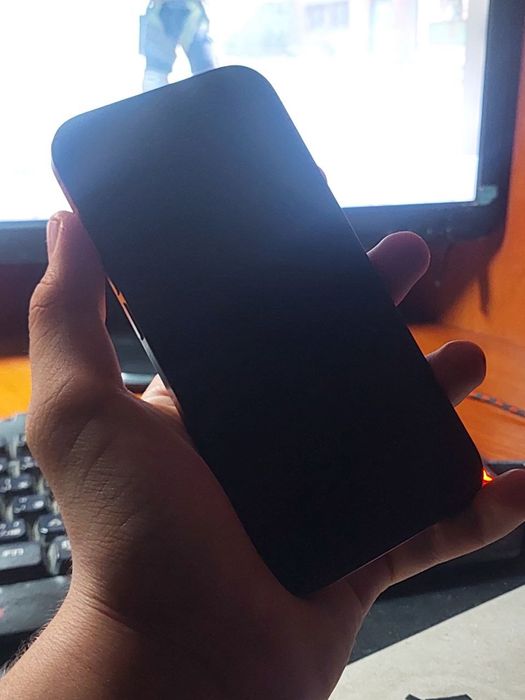 Продам айфон 15 Iphone 15