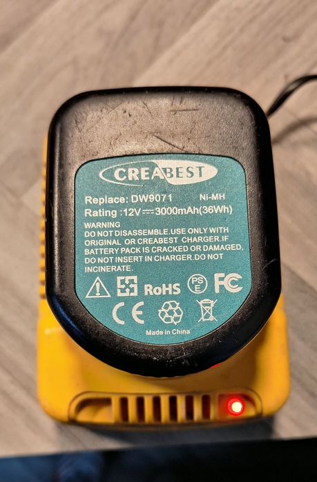 Винтоверт DEWALT