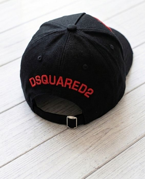 Șapca dsquared2 nouă, cu etichetă. Poze reale