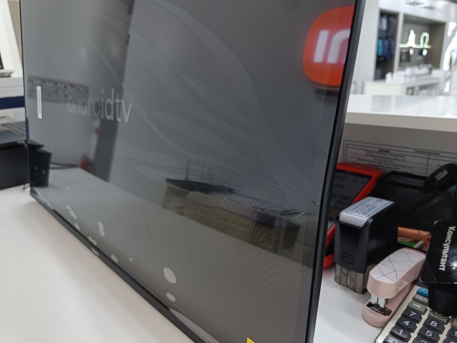 Продам телевизор на запчасти