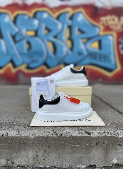 Alexander Mc Q u e e n Zip Full Box