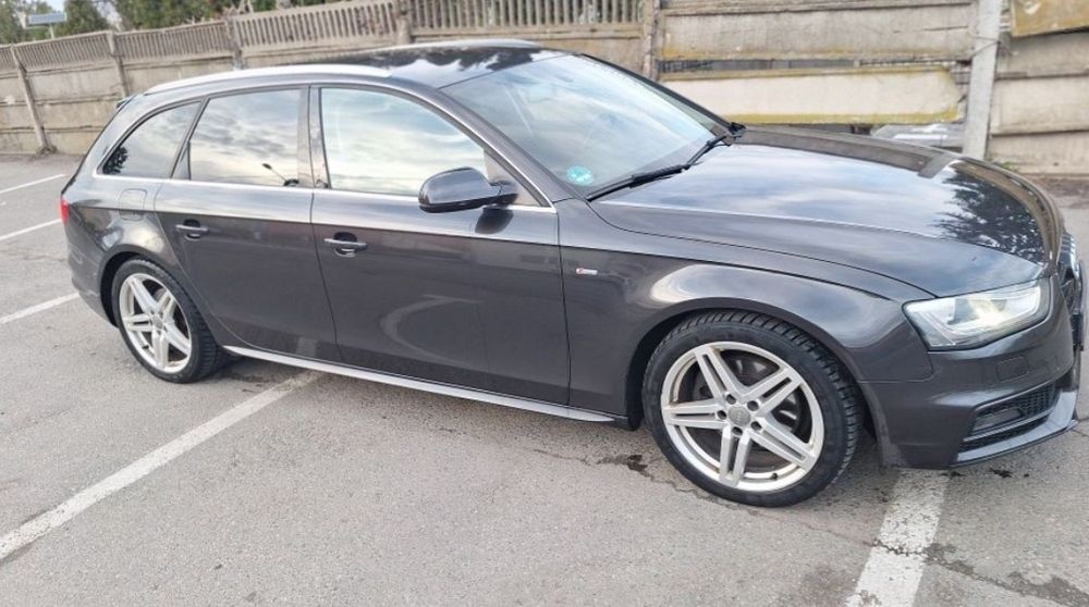 Vand audi A4 quttro si Sline
