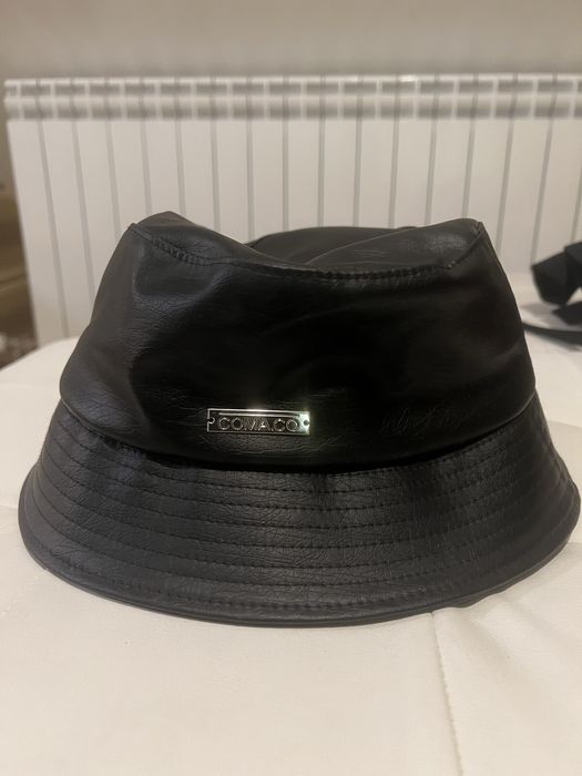 Шапка модел Идиотка