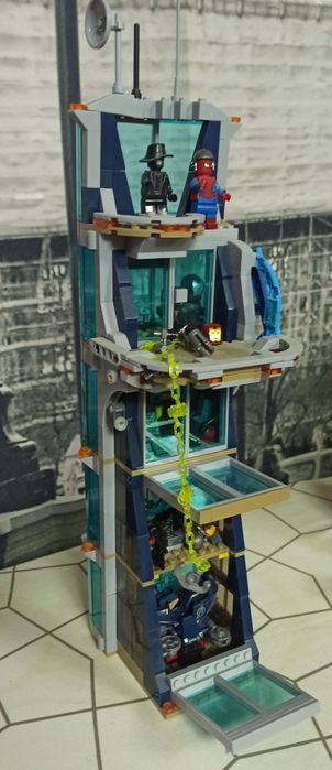 Продам конструктор Башня марвел