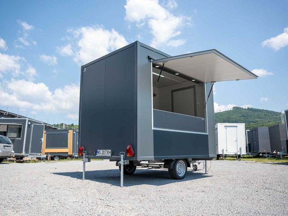 De închiriat: Rulotă comercială / Food Truck 3x2m – Inox, 2 Hote (Min. 3 luni)