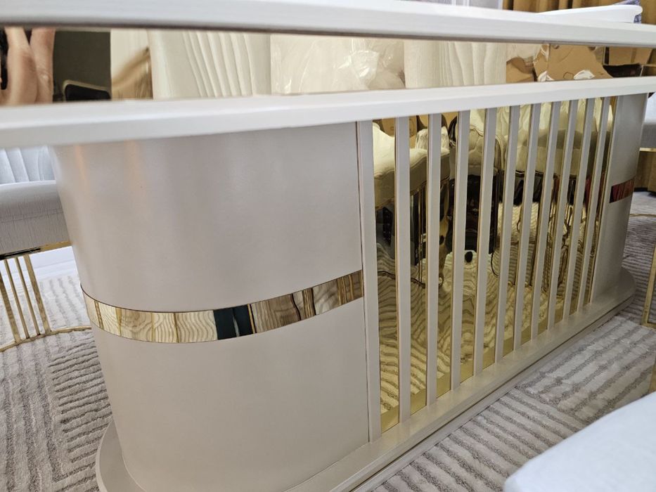 Стол 2.8mx1.2m на 10 персон и 10 стульев