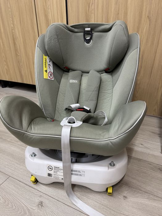 Продам автокресло Happy baby