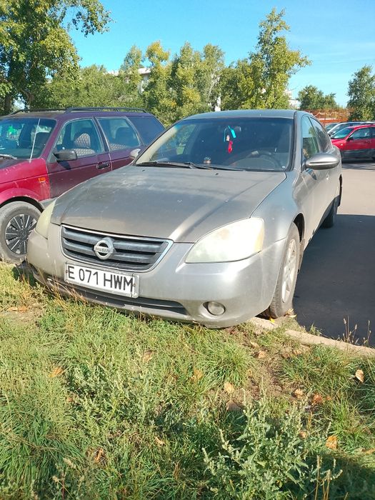 Продам Ниссан срочно