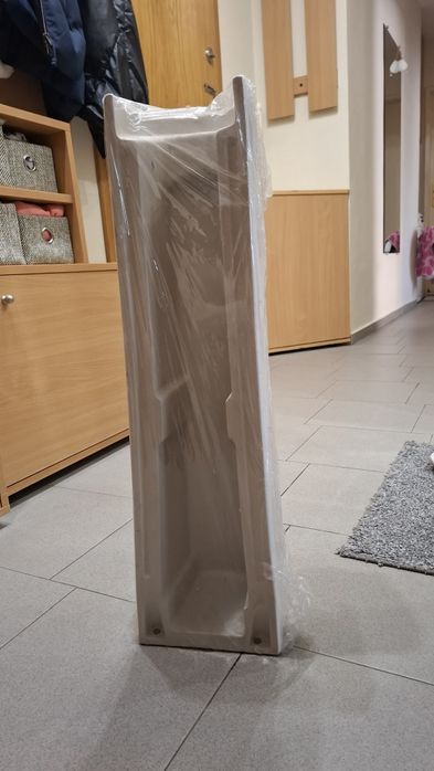 Нови: 1 Моноблок/2 мивки, едната за вграждане/1 ботуш за мивка