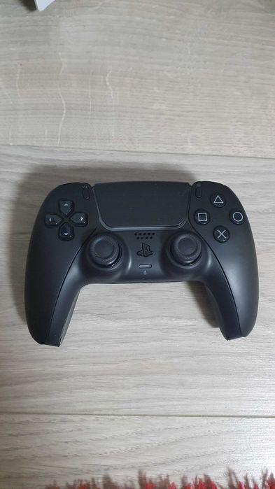 Playstation 5 (PS5) Disk + 2 controllere