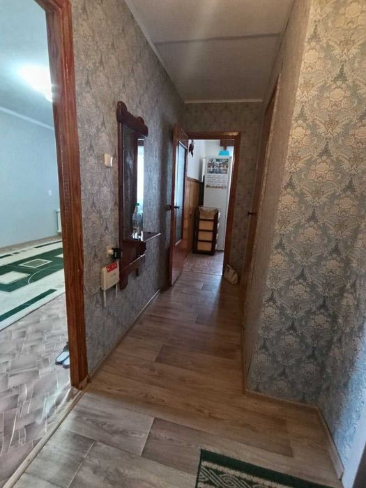 продам 1 ком. квартиру в 8 микрорайоне