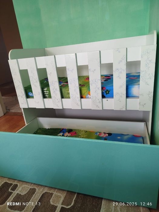 Кровать двухярусный