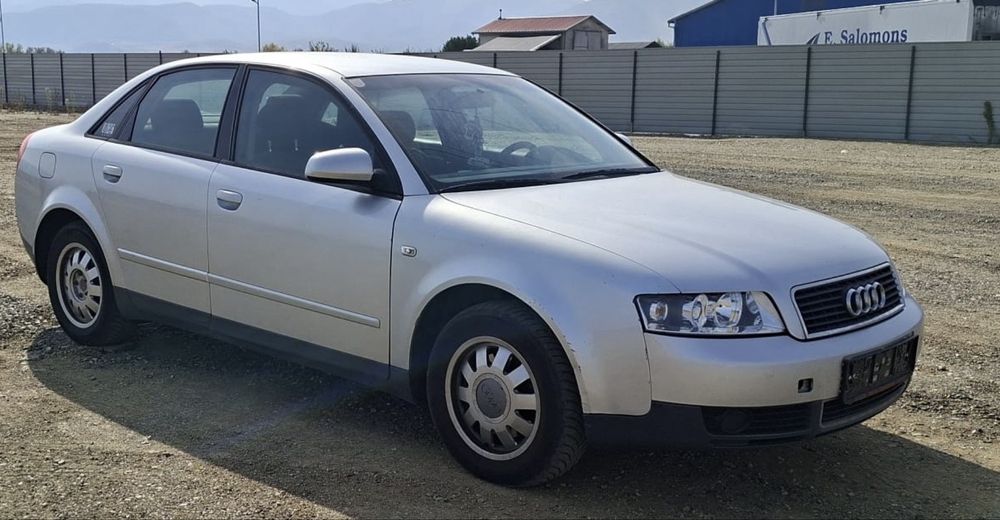 AUDI A4 2002 — imagine 2