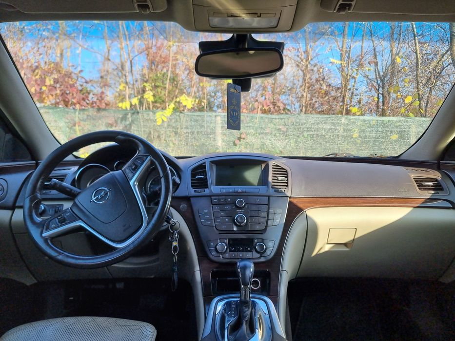 Plansa de bord opel insignia