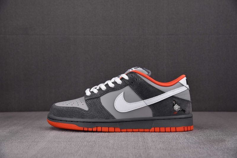 Обувки Nike Dunk SB Low