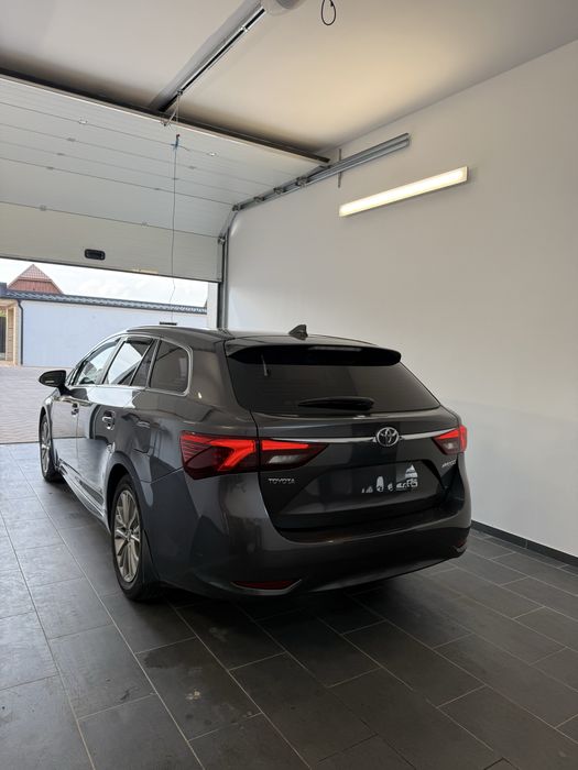 TOYOTA Avensis 2016 — imagine 3