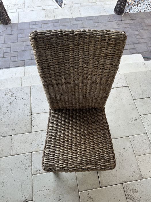 Scaune banan cu perne incluse