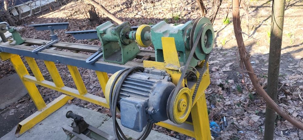 Токарный  станок