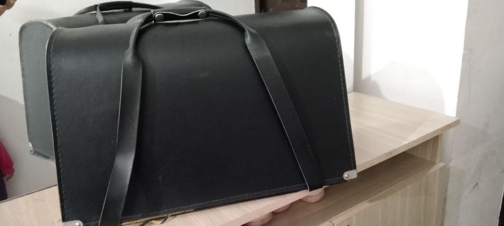 Продаю Швейную машину .