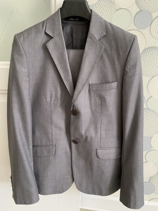 Костюм (пиждак+брюки) на мальчика