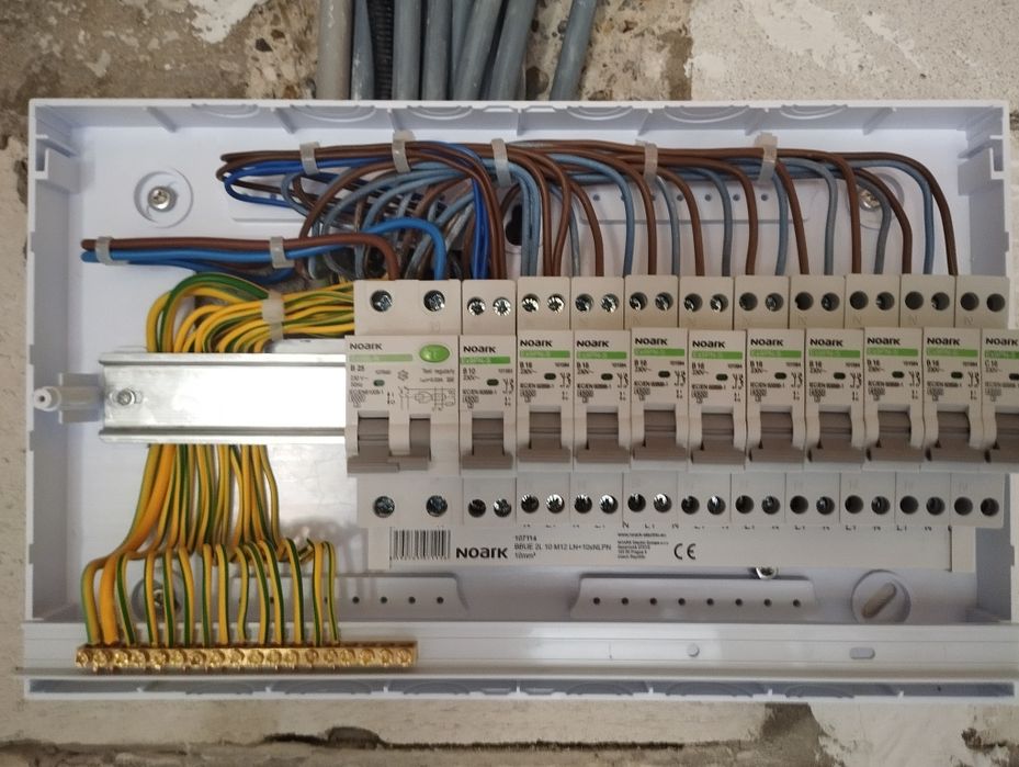 Servicii electrice complete - electrician autorizat ANRE