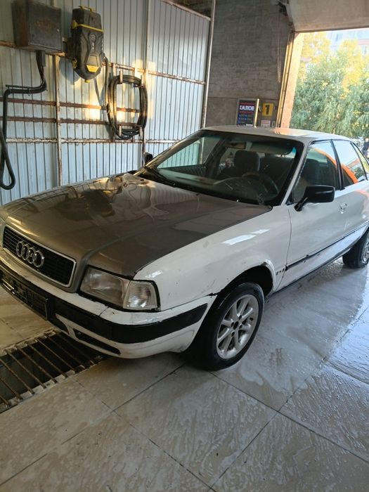 Продам ауди 80 б4