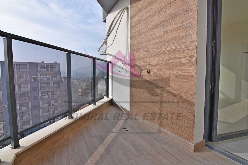 Двустаен-Колхозен пазар