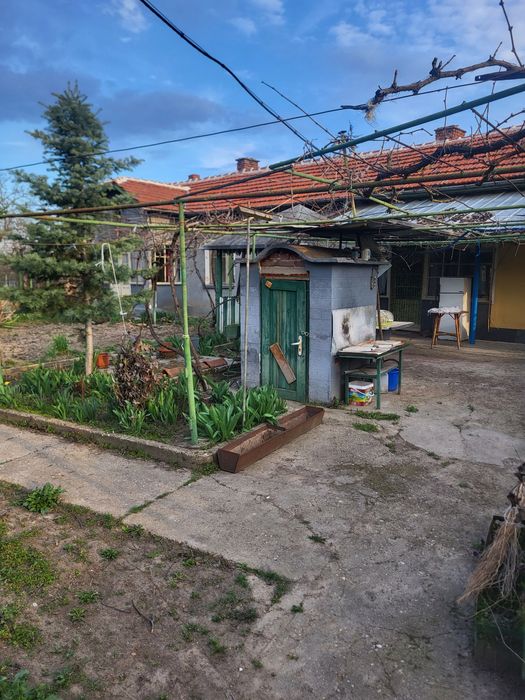 Продава се къща в с.Якимово обл.Монтана