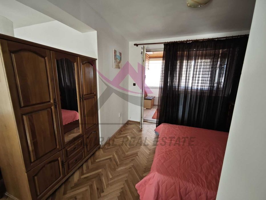 Атрактивен -двустаен -Бриз