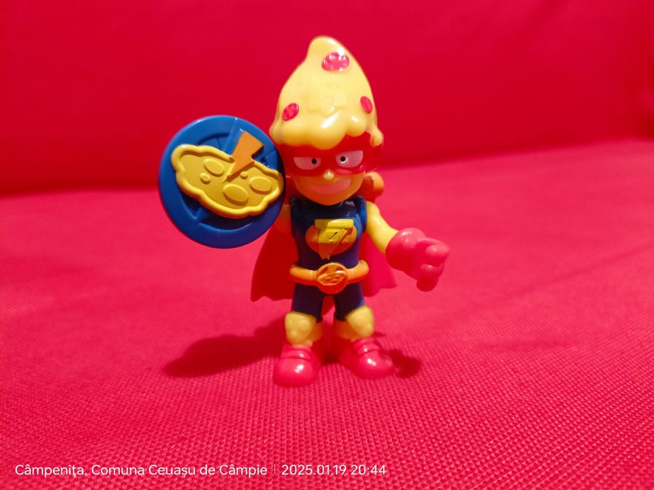 De vânzare Super Zings în stare foarte bună, ca noi.