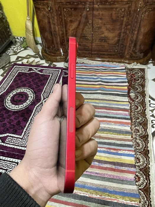 Iphone 14 plus telefonul ie nou vand urgent capacitatea baterie 89 64gb