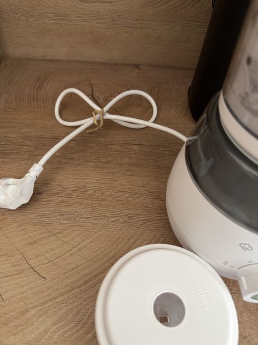 Уред за готвене на пара на Philips Avent