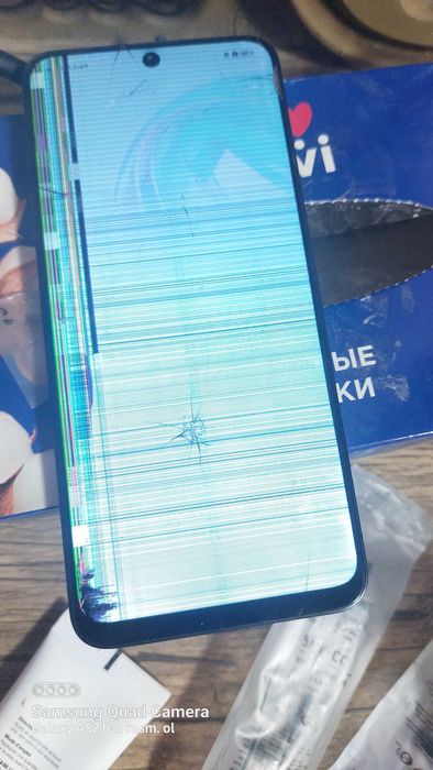 Honor x8a ekrani aybi