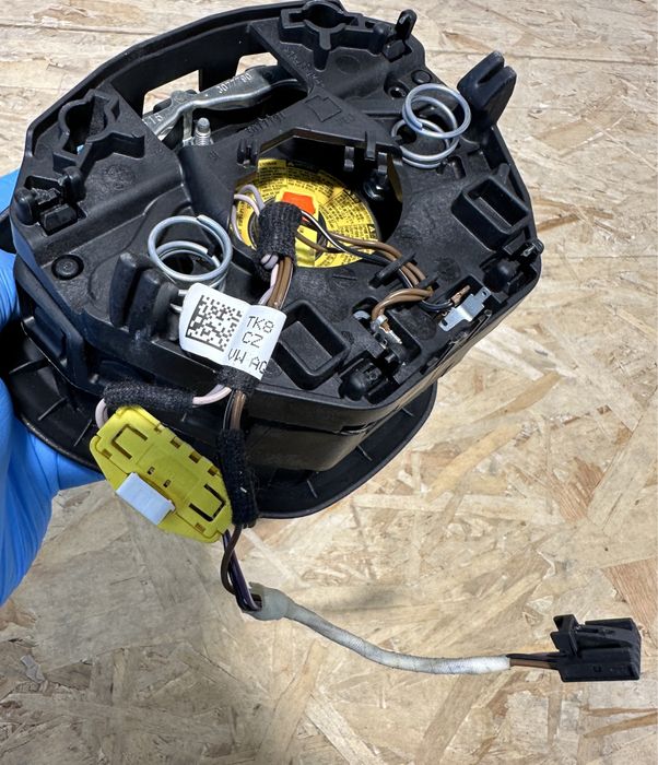 Cablu comenzi volan airbag Skoda Octavia 3 Kodiak