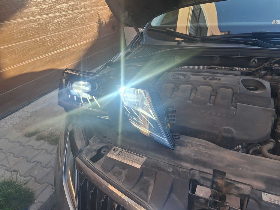 Фар Десен за Шкода Октавия оборудван