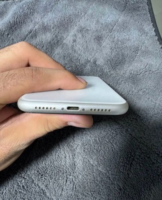 iPhone 11 128 ГБ