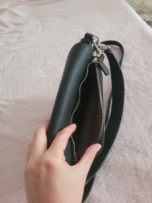 Чанта Guess, идеално състояние