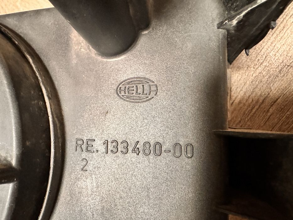 Оригинальные Фары HELLA Passat B3