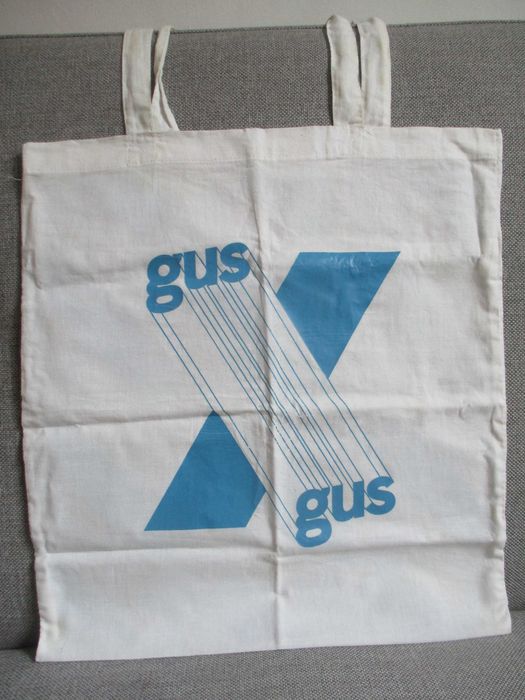 Платнена торбичка от официалния мърчандайз на Gus Gus